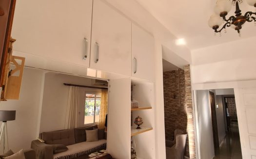 Mağusa Maras Bölgesi Geniş Müstakil Satılık Ev