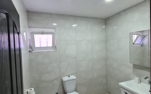Mağusa Maras Bölgesi Geniş Müstakil Satılık Ev